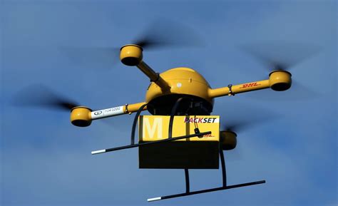 boeing patenteou sistema  recarrega os drones em pleno voo