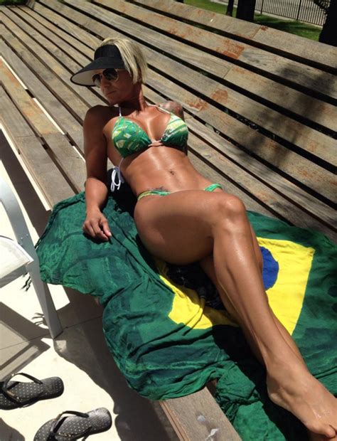 brazilian vania meskita femalemuscle female bodybuilding and talklive by bodybuilder lori braun