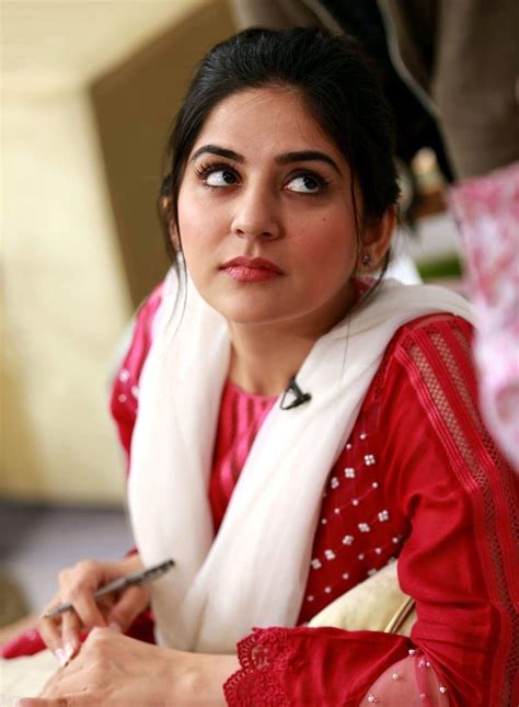 top  richest actresses  pakistan sanam baloch dresses muslim