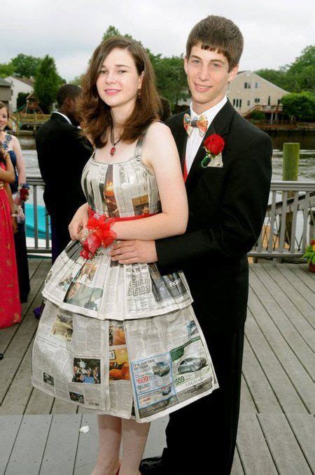 the 15 most ridiculous prom dresses prom photos worst prom dresses