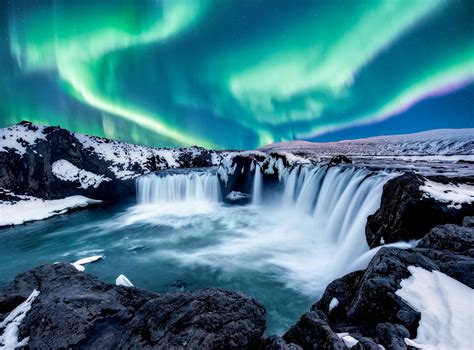 ultimate iceland travel guide   seasons iceland trippers