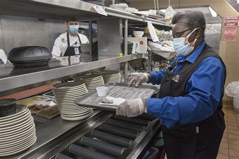 food service workers  staff  patients fed  pandemic
