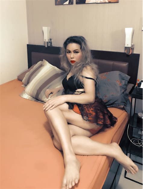 melinda domina indonesian transsexual dominatrix in stuttgart