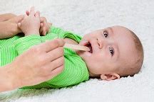 tonsillitis  babies symptoms  treatment  health advisor