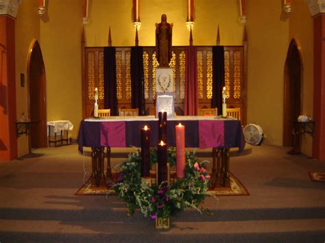altar  decorated  candles  flowers