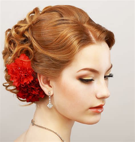 28 pretty easy prom hairstyles for short and medium length