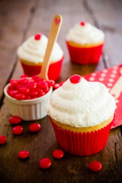 red hot cupcakes are not for the faint of heart cupcake project
