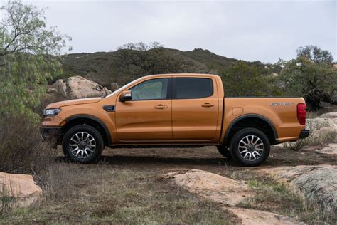 ford ranger returns   capability   latest automotive technologies ford