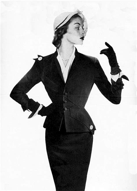 chic classy womens tailor suit outfits vintage fashion retro fashion vintage suits