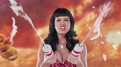 Katy Perry Nue Dans California Gurls