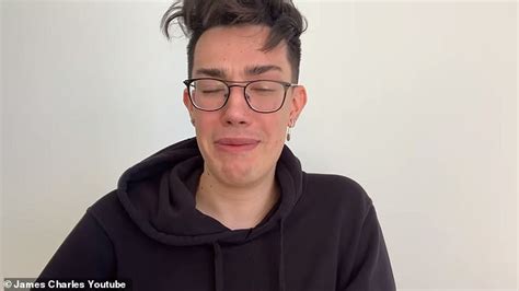 youtube star james charles apologises to australian fans as he loses 1 5 million subscribers