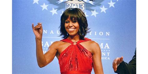 Michelle Obama Style Fashion And Beauty Pictures Of