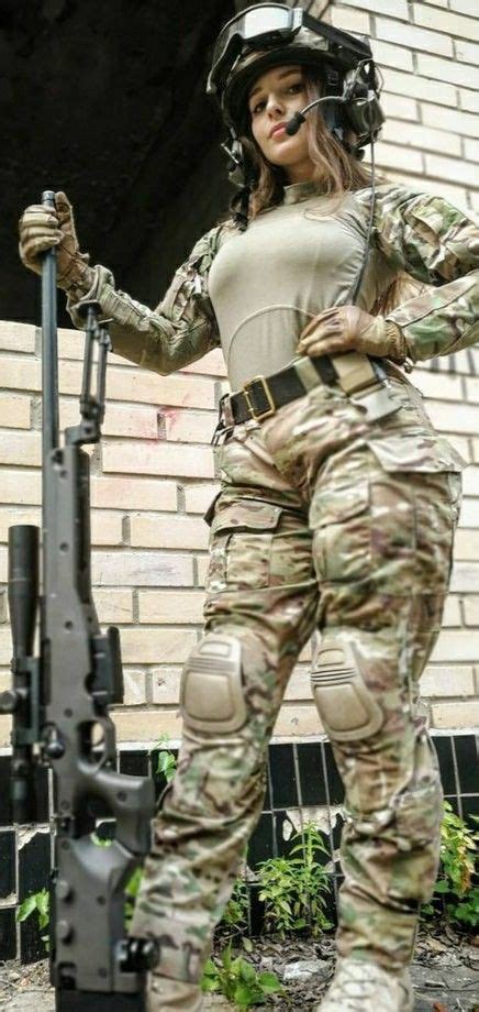 Pin By Daymond Brent On Elena Deligioz Military Girl Army Fashion