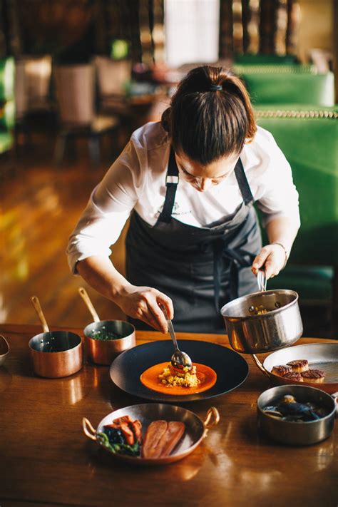 meet  female chefs disrupting  arizona food scene