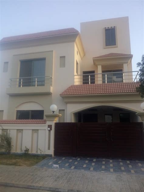 house  lahore bahria town   rent