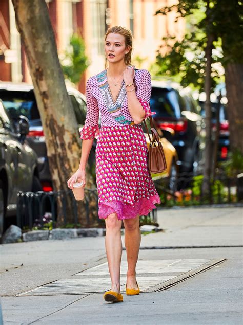 5 Summer Work Outfits For When It S Hot Out Glamour