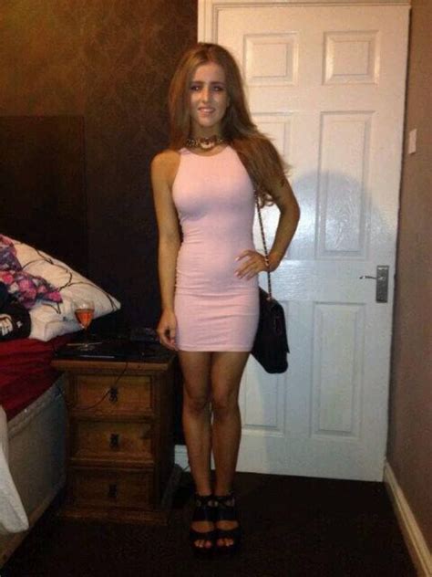 I Her Tight Mini Dress And High Heels She Has Beautiful