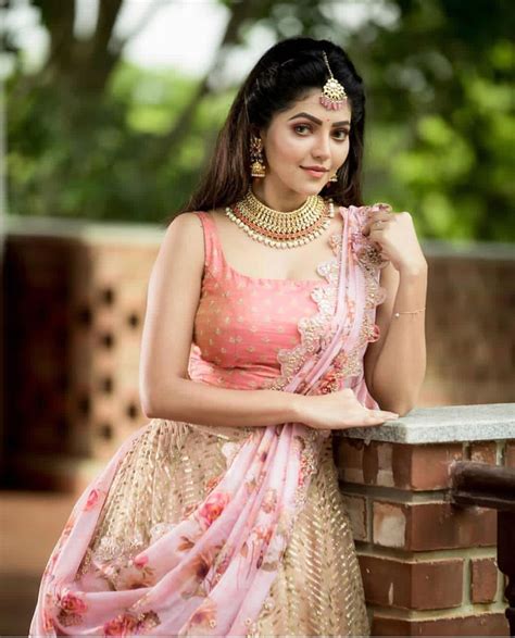Pin By Parthu On Athulya Ravi Saree Models Fashion Dresses