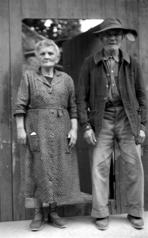 file old couple wikimedia commons