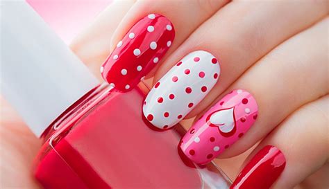 Crush Worthy Nail Art Inspirations For Valentine’s Day