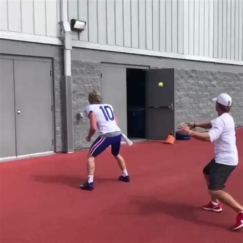 Receiver School On Twitter Cole Beasley Working On His Hand Eye