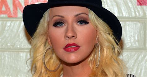 5 Photos Of Christina Aguilera Without Makeup That Blew Us