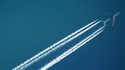 contrails hd wallpaper