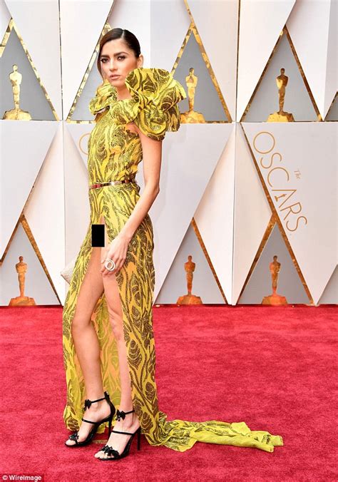 Oscars 2017 Blanca Blanco On Her Wardrobe Malfunction Daily Mail Online