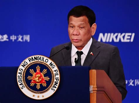 philippines president duterte tells crowd he used to be gay before he