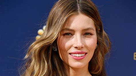 jessica biel shares no makeup selfie in support of kate