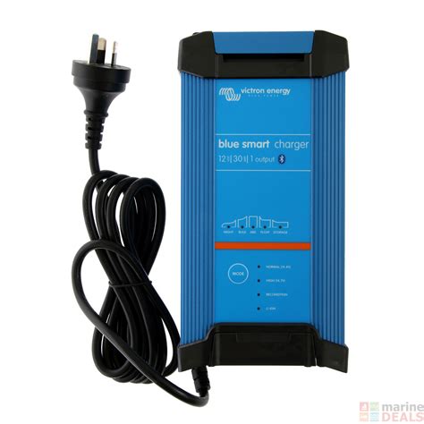 buy victron energy blue   smart battery charger  output   marine dealsconz