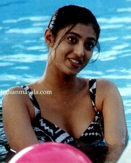 Tamil Sexy Actress Kasturi