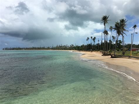 lunch   beach view  luquillo puerto rico