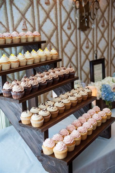 delicious wedding dessert table display ideas