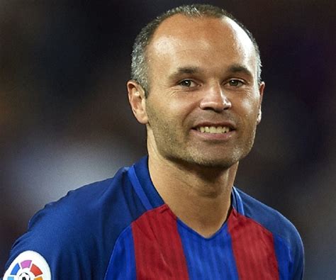 andres iniesta biography facts childhood family life achievements