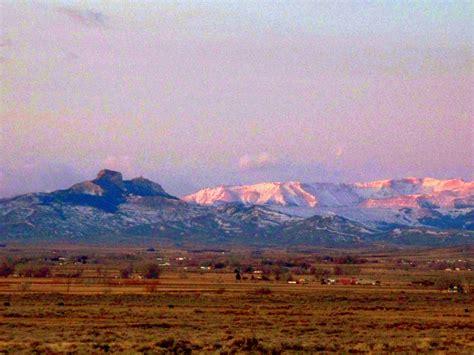 sunrise  heart mountains moutain wyoming places ive  sunrise