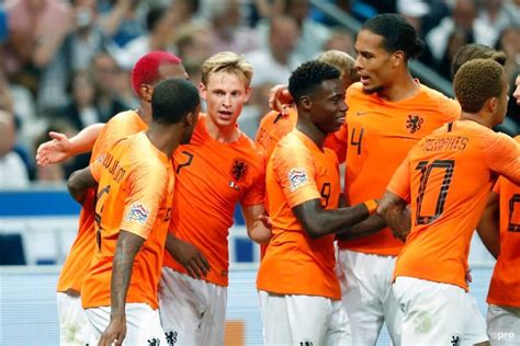 grote verrassingen  voorselectie nederlands elftal mee met oranje