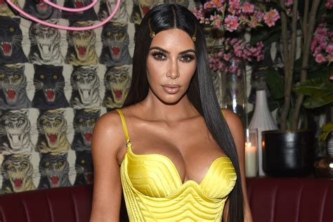 kim kardashian explains why she s fighting to free a convicted woman