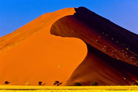 sossusvlei sand dunes highest dunes   world namib desert namib naukluft national park
