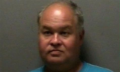 Tennesse Man Arrested For After Exposing Himself And Attempting To Have