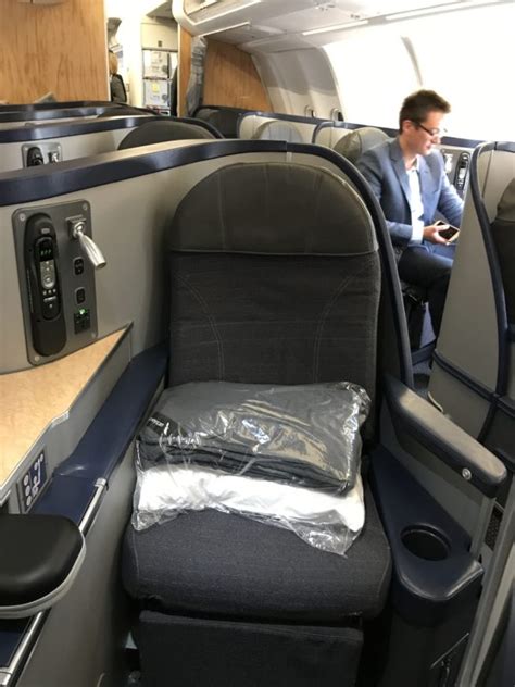 the many business class products of american airlines