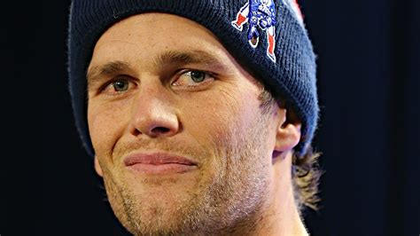 Tom Brady Impliqué Dans Le Deflategate Ici Radio Canada Ca