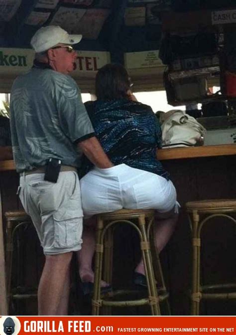 16 couples so horny they forgot they were in public 16 pictures gorilla feed