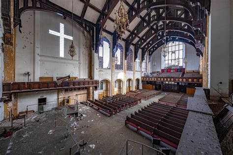 abandoned church   midwest  im   place  beautiful