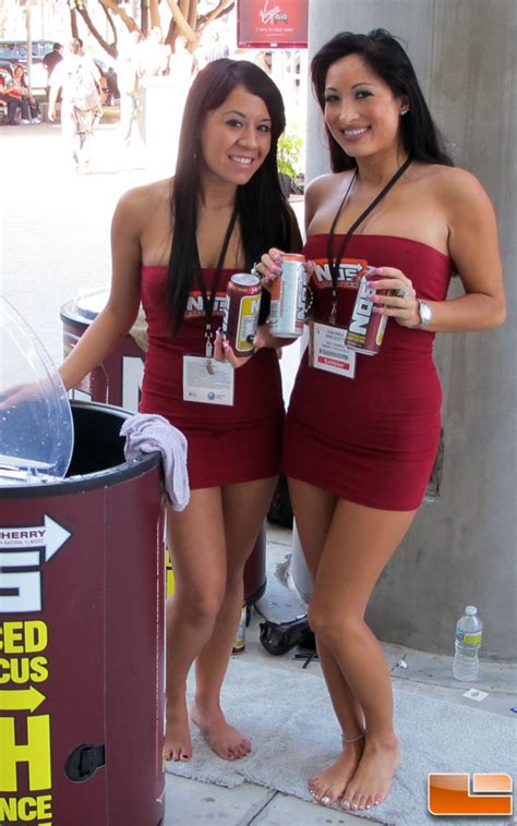 the hottest booth babes of e3 2010 legit reviewssexy xxx booth babes from e3