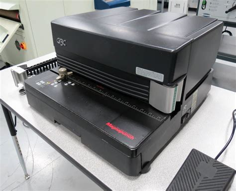 gbc magnapunch   coil comb dies  print finishing equipment