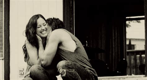 riggins is just so adorable when he kisses hot tim
