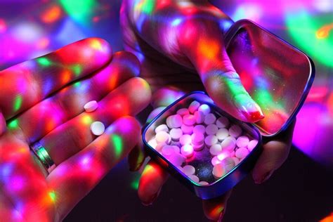 long  ecstasy stay   system higher doses