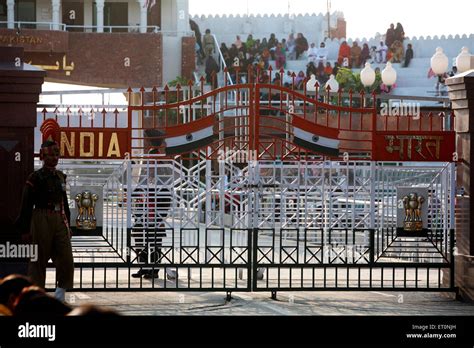 border gate  wagah border amritsar punjab india stock photo alamy