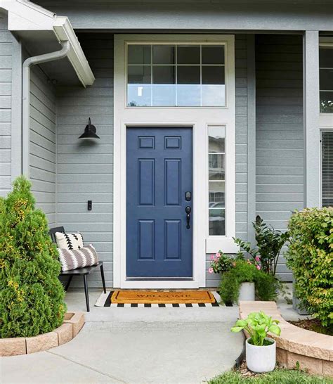 easy ways  enhance  front entry   inviting